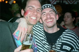 wir warten nur auf den Bus